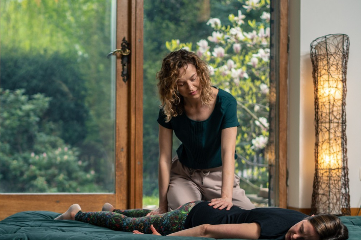 Regeneracja – Masaż Shiatsu – Praca Kolanem